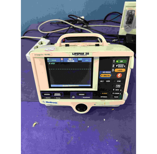 Lifepak 20