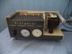 Prüfgerät /Testing device