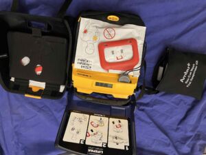 MEDTRONIC - LIFEPAK CR Plus AED